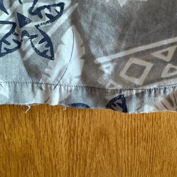 Pendleton Vintage Batik Button Up Short Sleeves Hawaiian Vacation L 90s - Picture 5 of 8